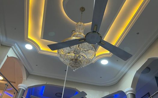 Executive 7 Bedroom House for Sale