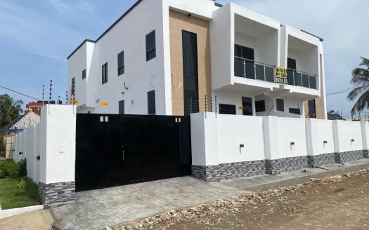 Executive 3 Bedroom House for sale at Spintex, 17