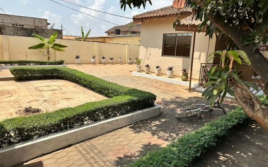 5 Bedroom House for sale at Spintex.