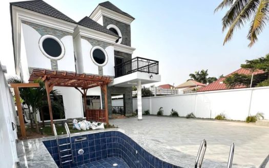 4 Bedroom house for sale at Spintex